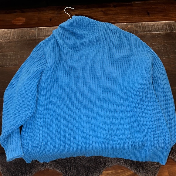 FREE PEOPLE Size M Oversized Sweater Swim Too Deep Mykonos Blue CUSTOMIZED - Picture 6 of 15